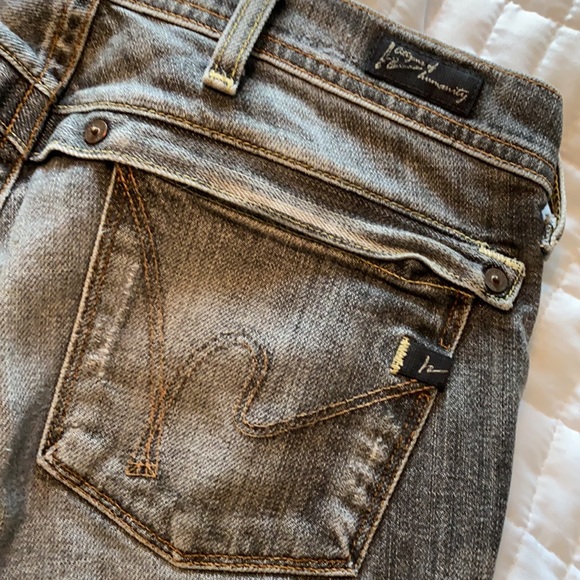 Denim - Picture 4 of 7